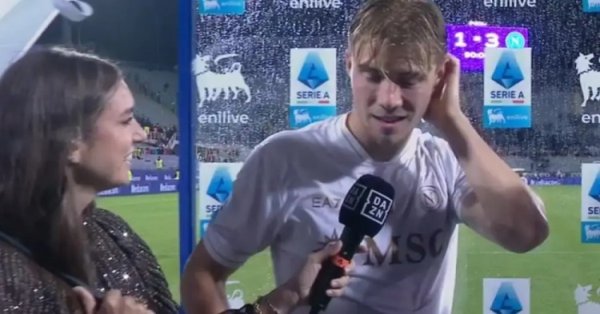 霍伊伦：孔蒂很告成我很可爱，这等于我追求的时势，我有好多要学