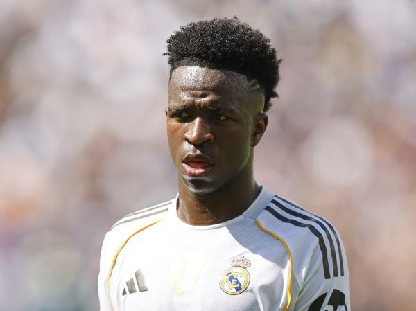 世体：皇马不谈判支付维尼修斯经纪团队要求的续约奖金，不续即卖