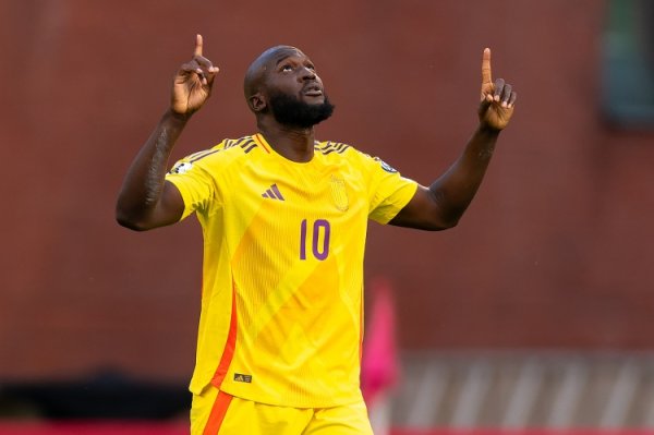 比利时记者：卢卡库可能11月规复磨真金不怕火，他缱绻在12月复出