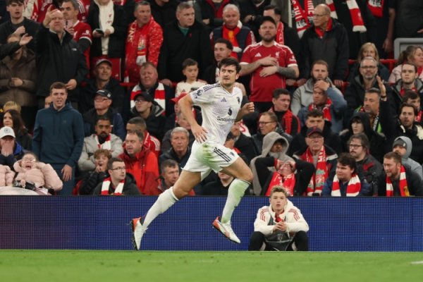 【内心重大的马奎】鲁尼谈马奎尔：内心特殊重大，换我很难挺过来