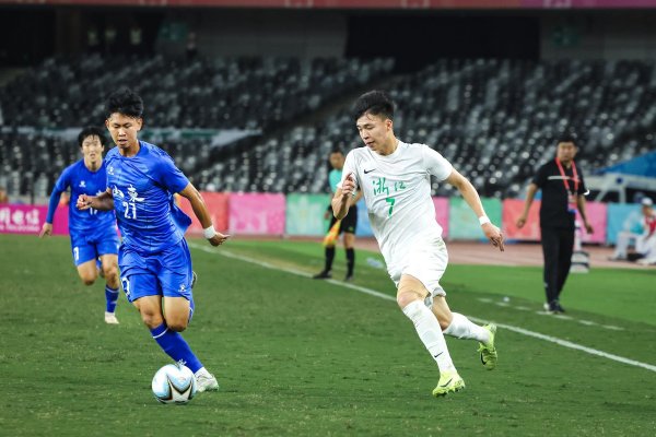 记者：全运会新疆U20与浙江U20的抽签仍在恭候安排中