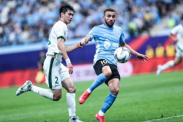 加盟仅1年！英博与32岁滕哈格爱将解约，曾助队4连胜+24场造10球